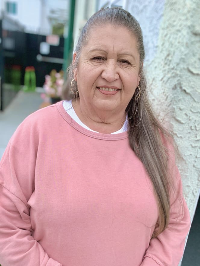 gradsusan Graduate - Susan